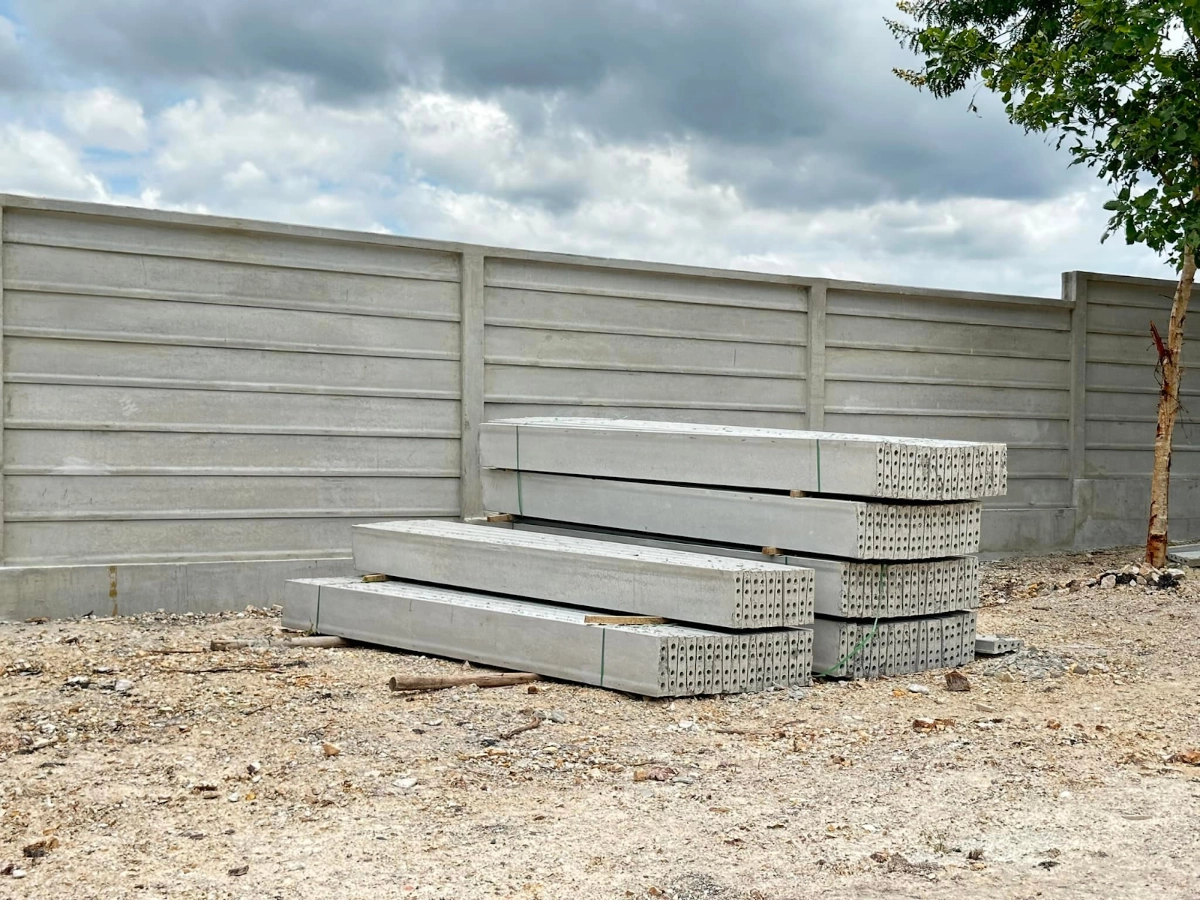 เสารั้วคอนกรีตสำเร็จรูป SCG พร้อมใช้งาน